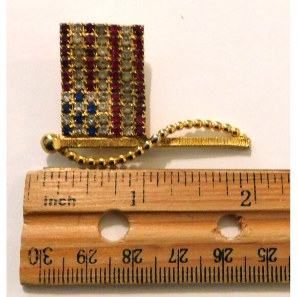 Vintage American Flag Rhinestone Pin Brooch RWB Crystals Gold Tone Patriotic - Picture 3 of 4